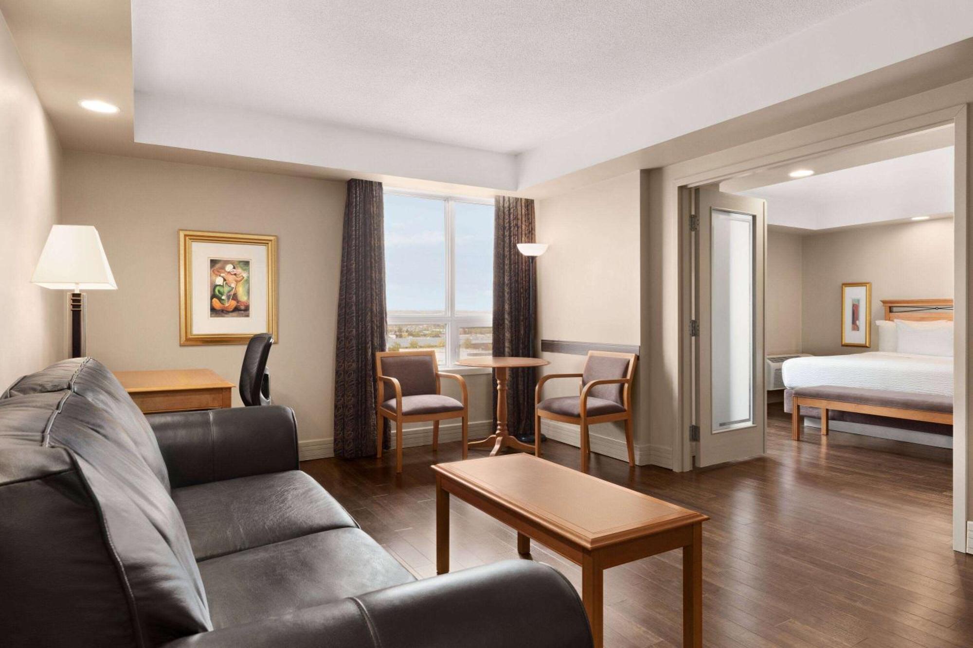 Royal Hotel Calgary, Trademark Collection By Wyndham Ngoại thất bức ảnh