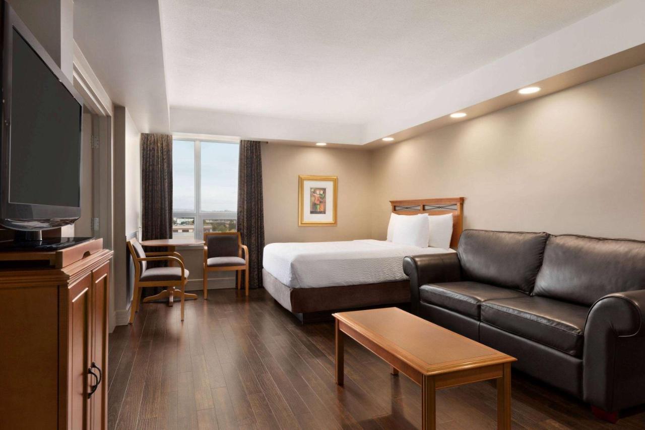 Royal Hotel Calgary, Trademark Collection By Wyndham Ngoại thất bức ảnh